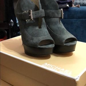 Michael Kors suede bootie in the color smoke